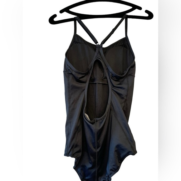 Baleaf Athletic Training Swimsuit 36 - Picture 6 of 9